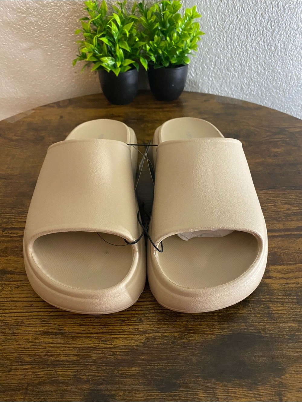 Forever 21 Slide Sandals in Light Beige — Cushioned Everyday Comfort